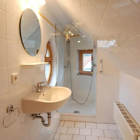 Freesenbruch 4 6 - Boddenblick アパート ツィングシュト